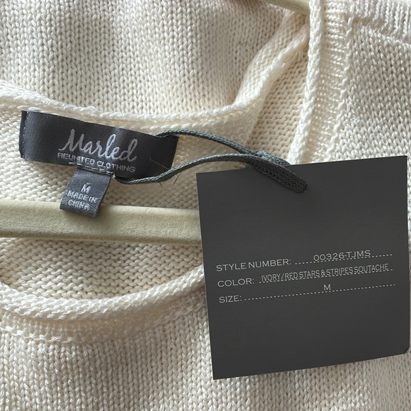 Cream Sweater Red Stars & Stripes Embroidered Size M - Picture 3 of 4